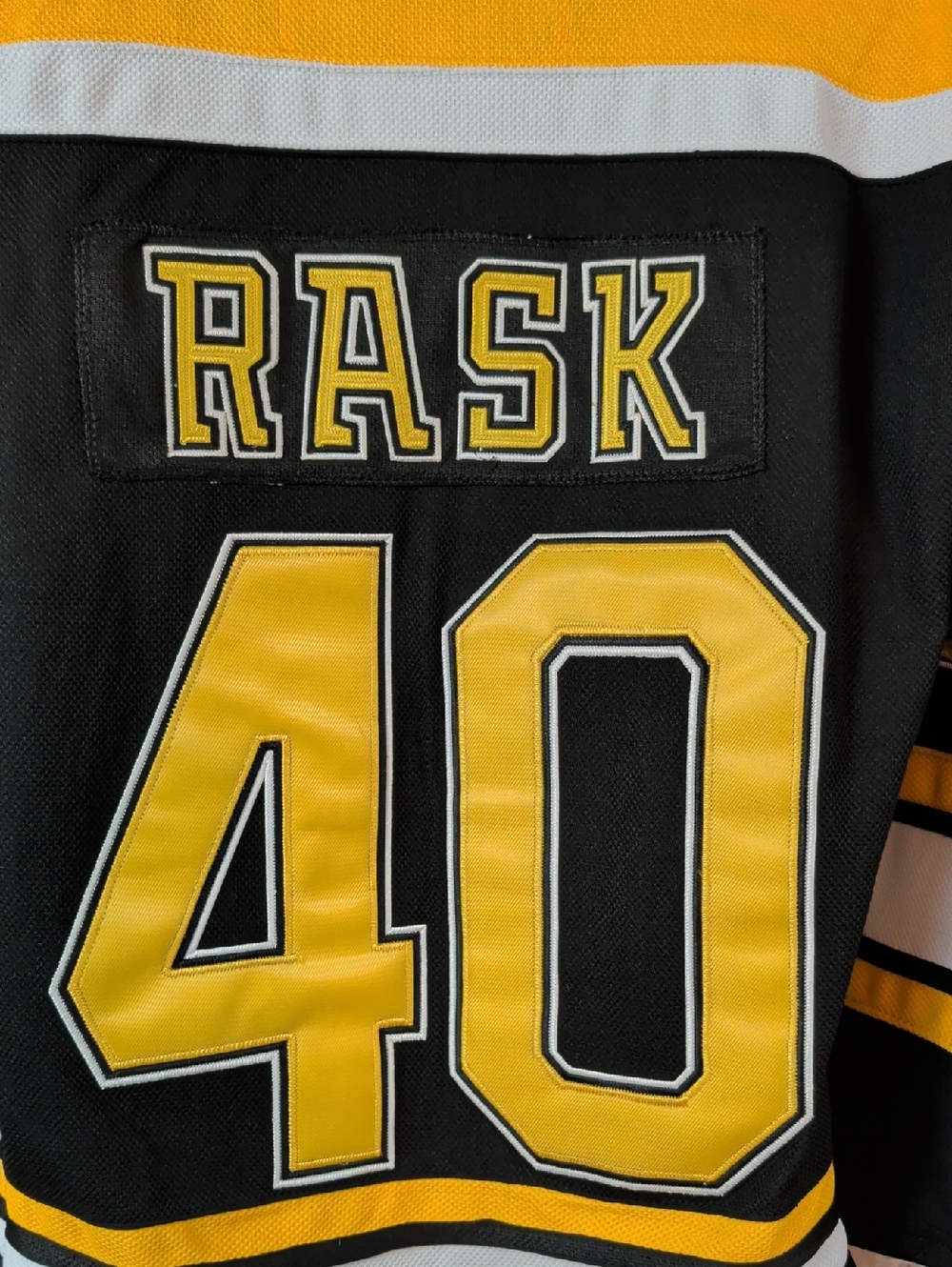 Reebok Boston Bruins Hockey Jersey Tuukka Rask 40 Small - Picture 7 of 8